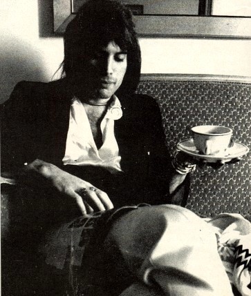 Freddie with tea